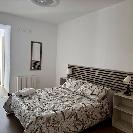 El Pilar A 7 Minutos Apartment ซาราโกซา ภายนอก รูปภาพ